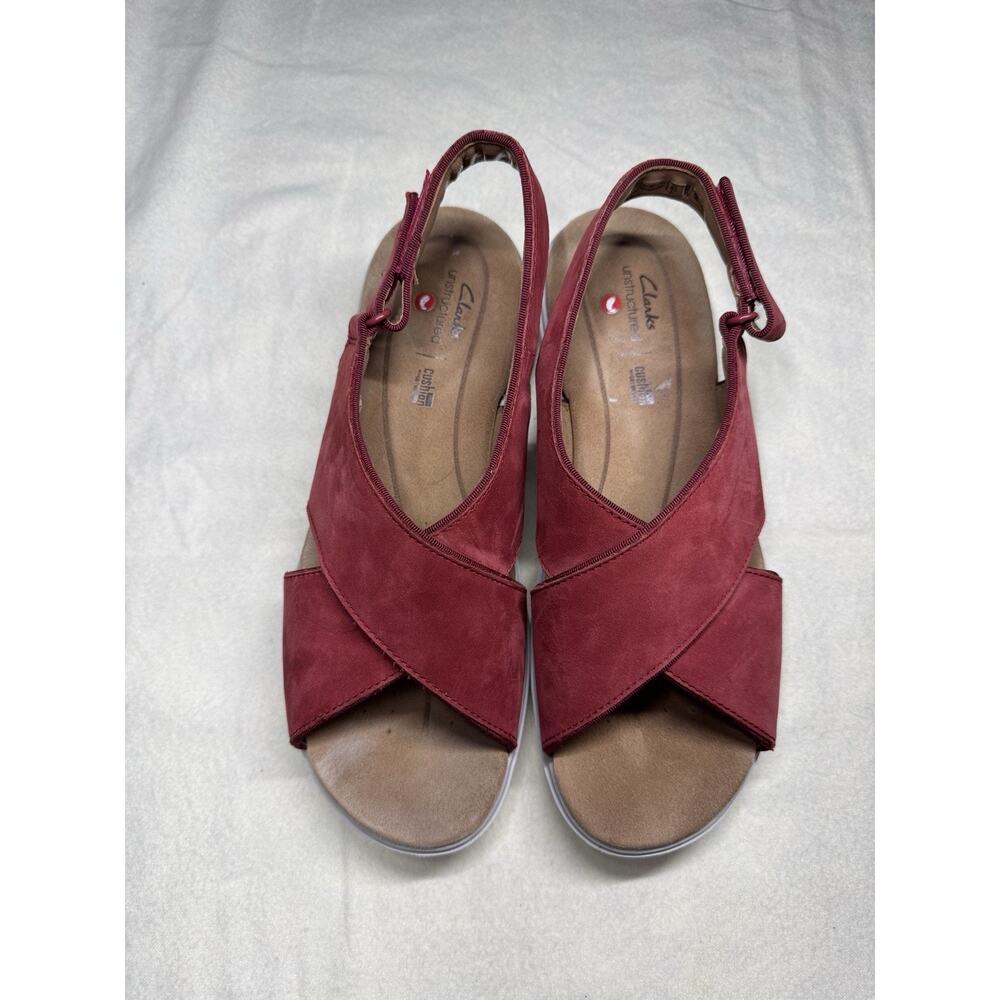 Clarks Unstructured Women’s‎ Sandals Size 9 Burgundy Suede Platform Slingback